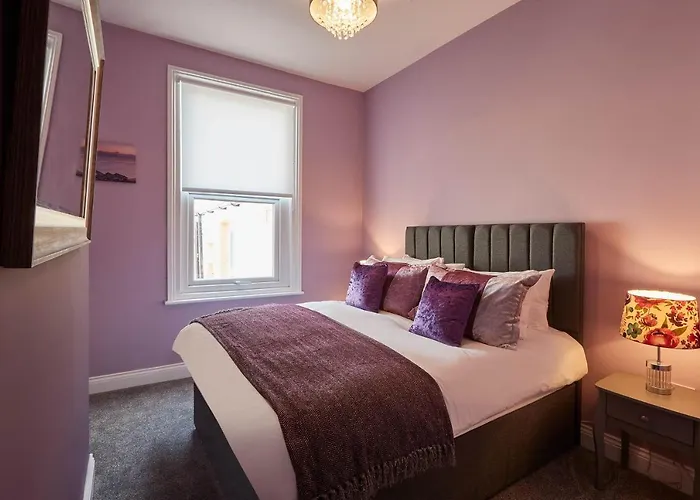 Host & - Huntcliffe At Ruby