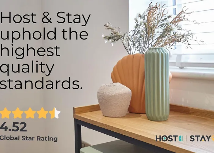 Host & - Huntcliffe At Ruby Daire *